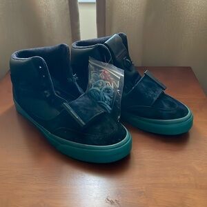 Vans Mountain Edition “Nightwalker”
